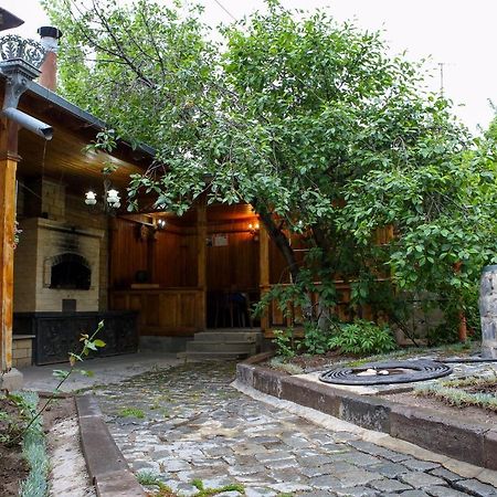 Guest House In Gjumri Exterior foto