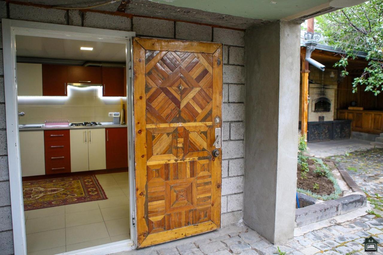 Guest House In Gjumri Exterior foto